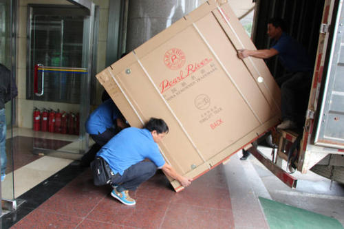 武冈钢琴贵重工艺品无忧运